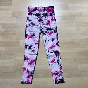 Women's Pink and Black Tie-Dye Leggings
